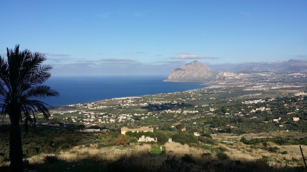 Sole E Fiori Di Sicilia Appartement Valderice Buitenkant foto