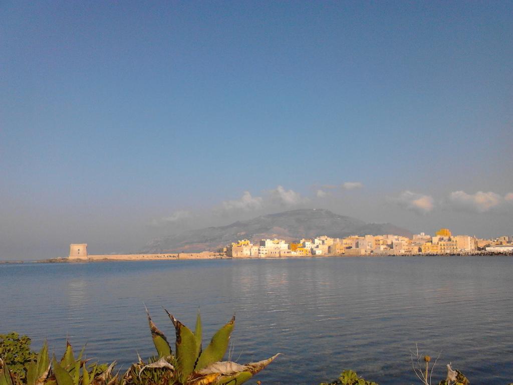 Sole E Fiori Di Sicilia Appartement Valderice Buitenkant foto
