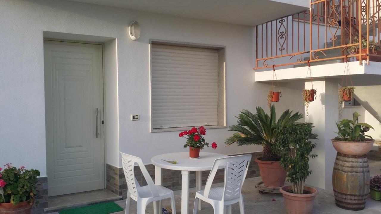 Sole E Fiori Di Sicilia Appartement Valderice Buitenkant foto