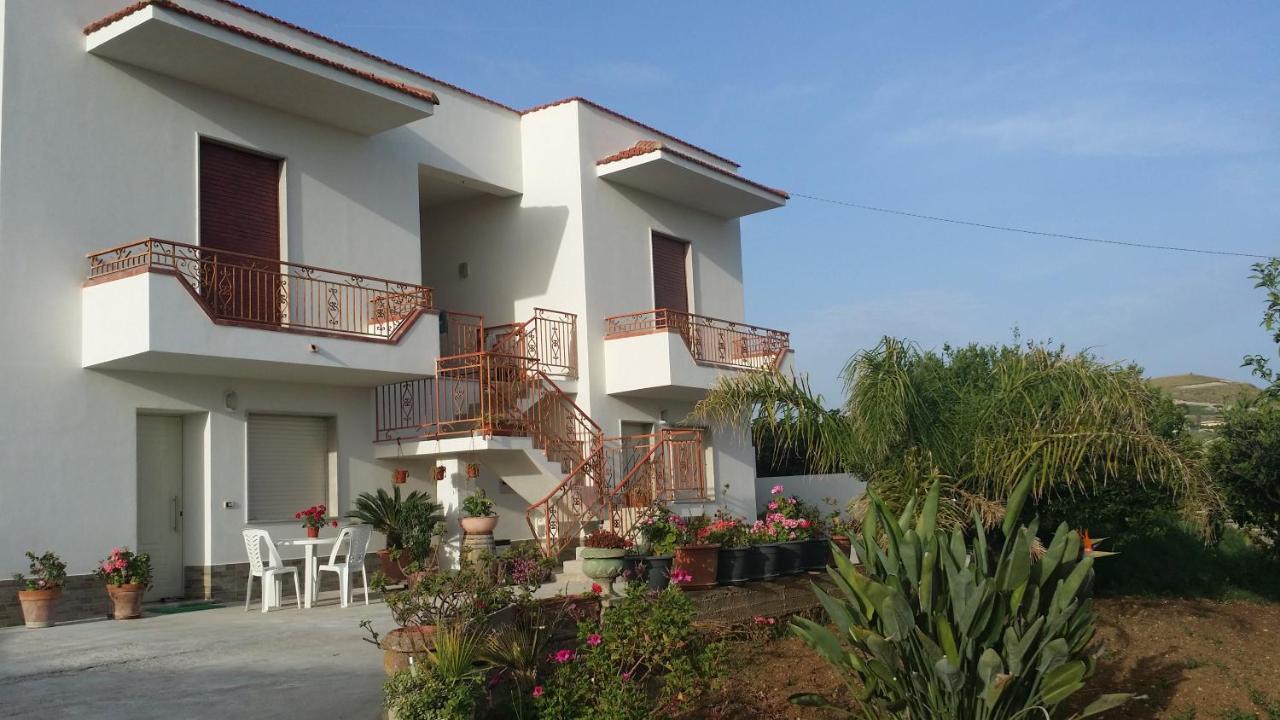 Sole E Fiori Di Sicilia Appartement Valderice Buitenkant foto