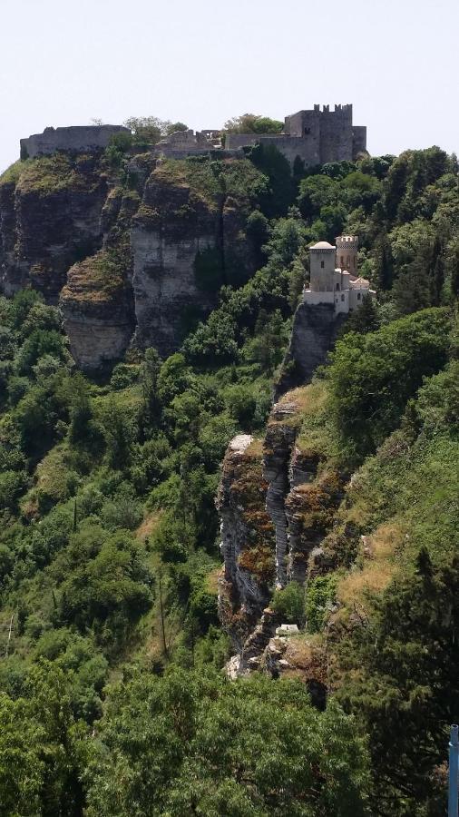 Sole E Fiori Di Sicilia Appartement Valderice Buitenkant foto